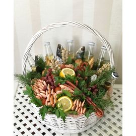 Кошик з креветками і ковбасками, фото 1