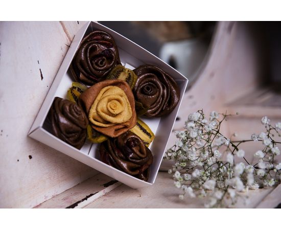 Подарочный набор из пастилы в виде пяти фруктовых роз. SOVA candies, фото 2